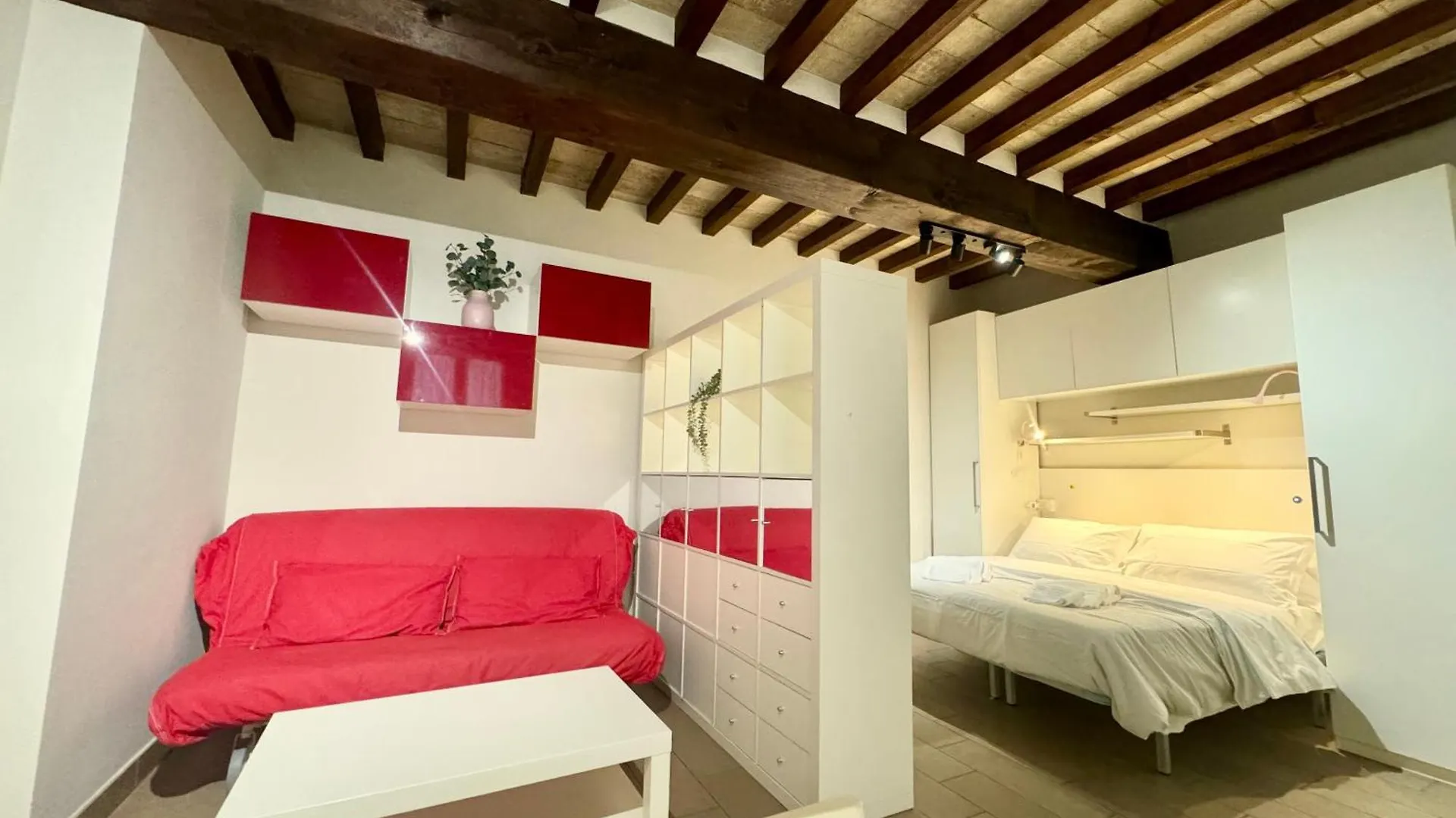 Niki O. Apartments Parma